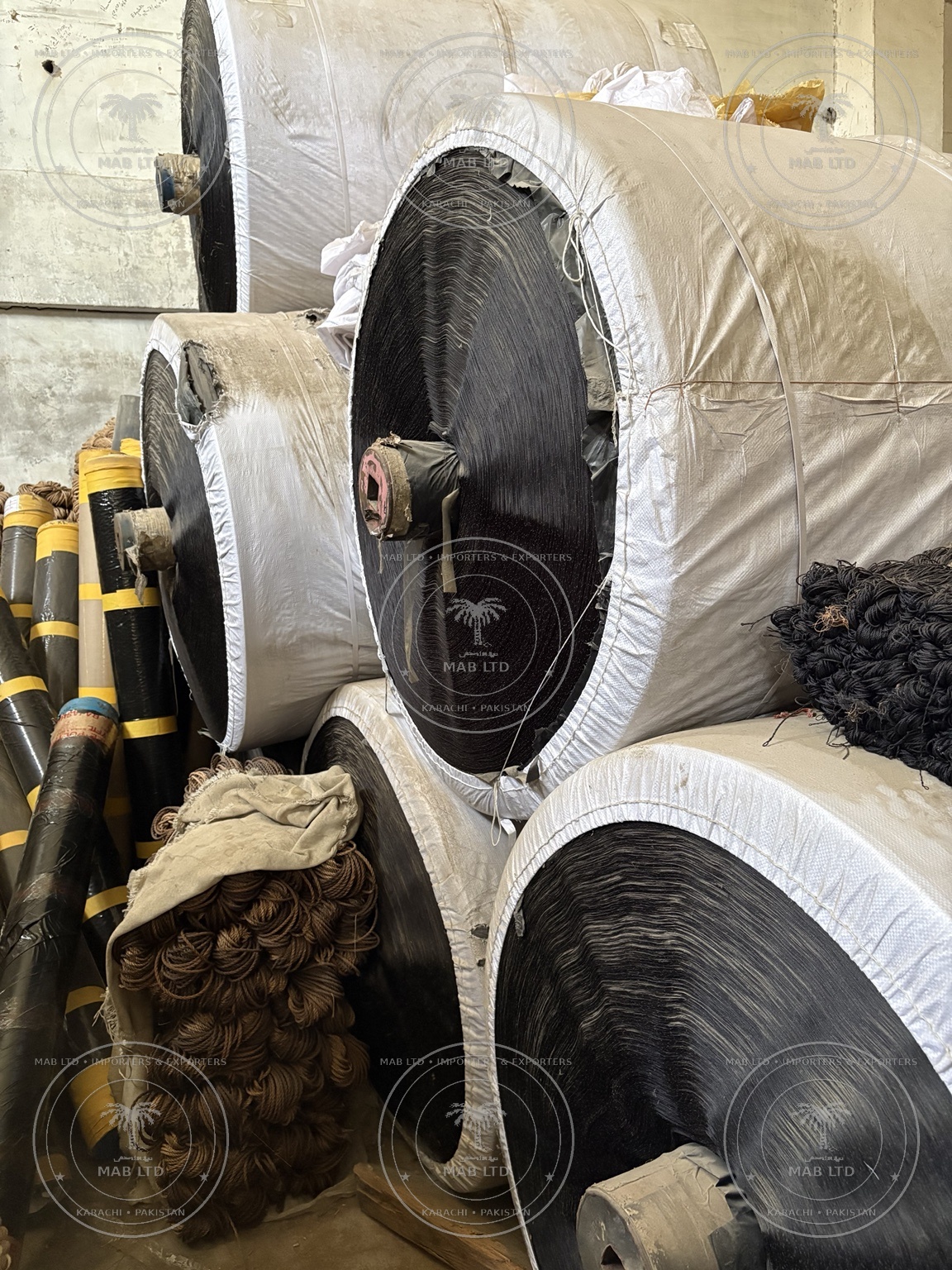 Black Tire Cord Rolls